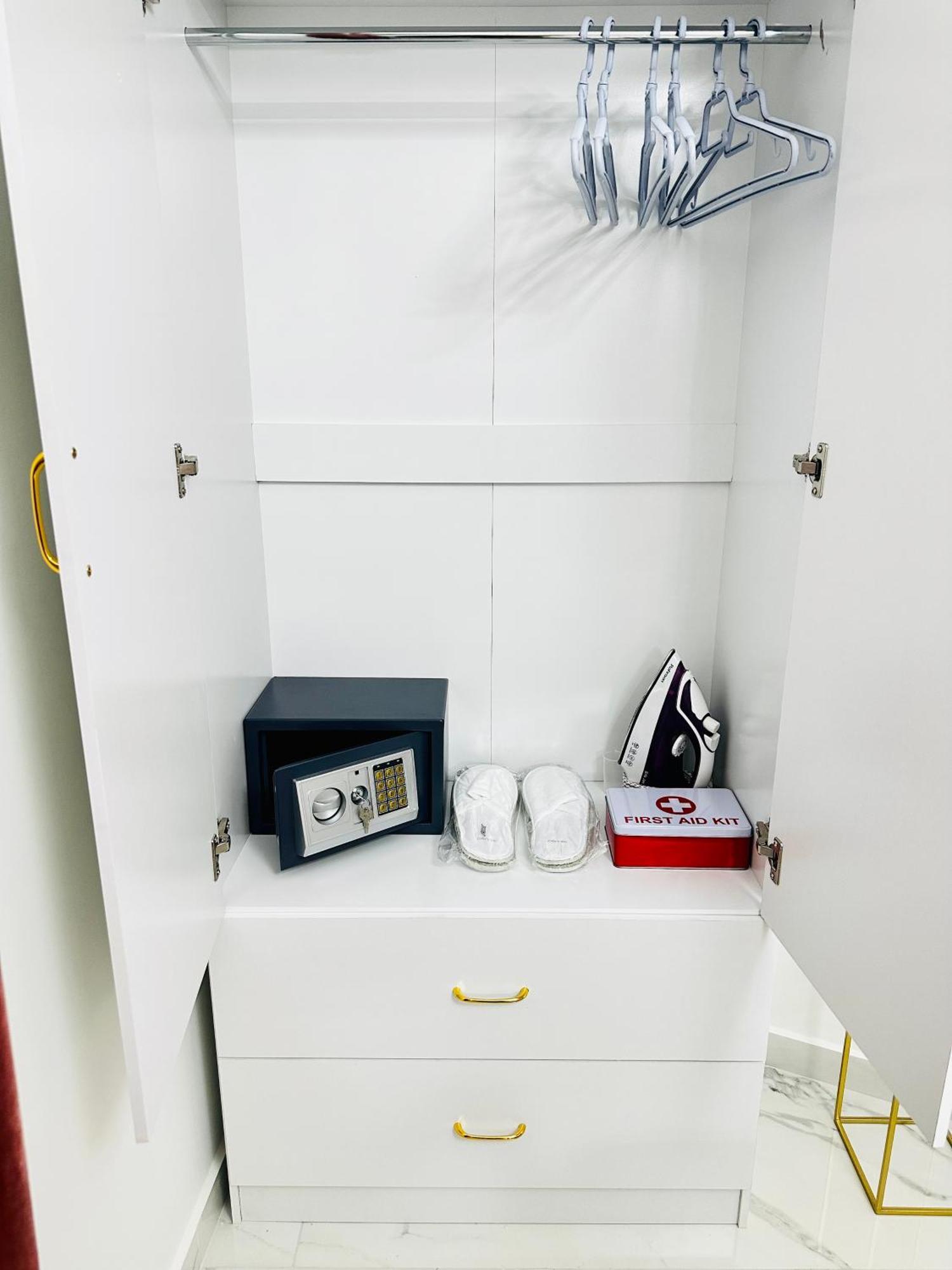 City And Ocean Luxury Apartment 普雷韦扎 外观 照片